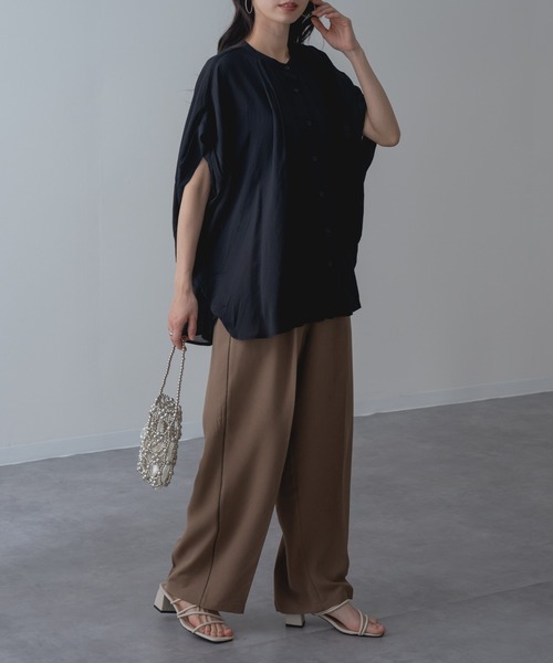 refinedworks(リファインドワークス)の「【refinedworks】半袖 折り返し タックデザイン ブラウス(シャツ/ブラウス・レディース・ブラック/ブラウン/ブルー・FREE)」の18枚目の写真