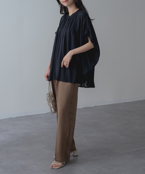 refinedworks(リファインドワークス)の「【refinedworks】半袖 折り返し タックデザイン ブラウス(シャツ/ブラウス・レディース・ブラック/ブラウン/ブルー・FREE)」の21枚目の写真