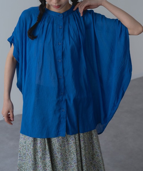 refinedworks(リファインドワークス)の「【refinedworks】半袖 折り返し タックデザイン ブラウス(シャツ/ブラウス・レディース・ブラック/ブラウン/ブルー・FREE)」の13枚目の写真