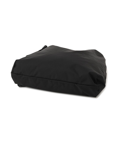HUNTER(ハンター)の「【HUNTER for ADAM ET ROPE'】別注 TRAVEL MULTI FUNCTION TOTE(トートバッグ・レディース・ブラック・FREE)」の14枚目の写真