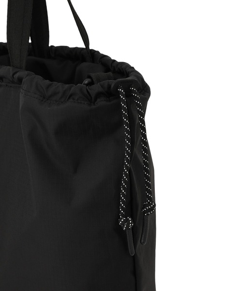 HUNTER(ハンター)の「【HUNTER for ADAM ET ROPE'】別注 TRAVEL MULTI FUNCTION TOTE(トートバッグ・レディース・ブラック・FREE)」の2枚目の写真