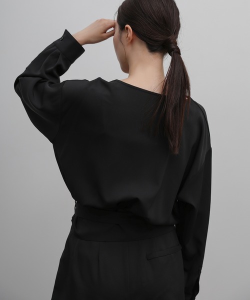 select MOCA Et(セレクトモカエト)の「【Et】Belted Wrap Blouse(シャツ/ブラウス・レディース・ブラック/ベージュ・FREE)」の11枚目の写真