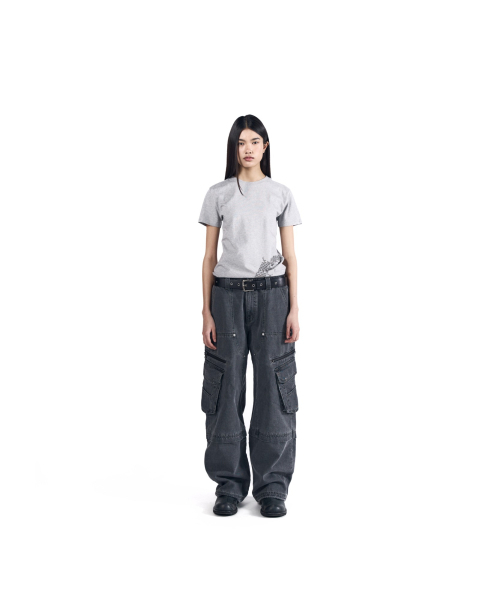 AAKAM(アーカム)の「Knee Incision Zippered Cargo Pants (Gray)(その他パンツ・レディース・その他・1/2)」の9枚目の写真