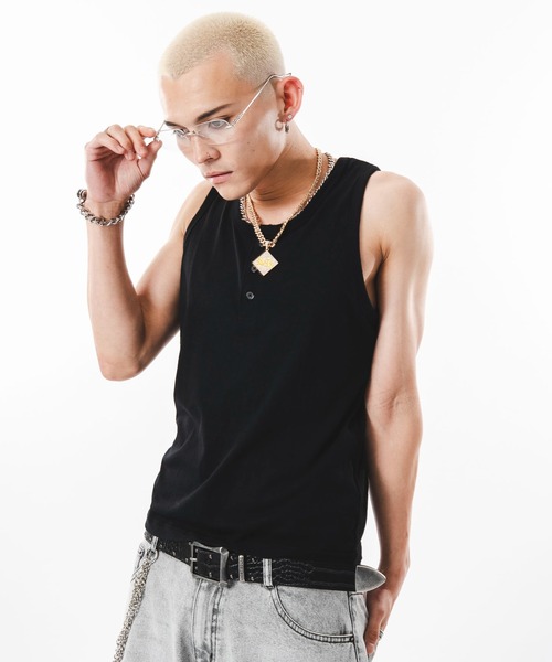 SHORT ROUND(ショートラウンド)の「SHORT ROUND/ヘンリーネックタンクトップ(タンクトップ・メンズ・ホワイト/ブラック・MEDIUM/LARGE)」の7枚目の写真