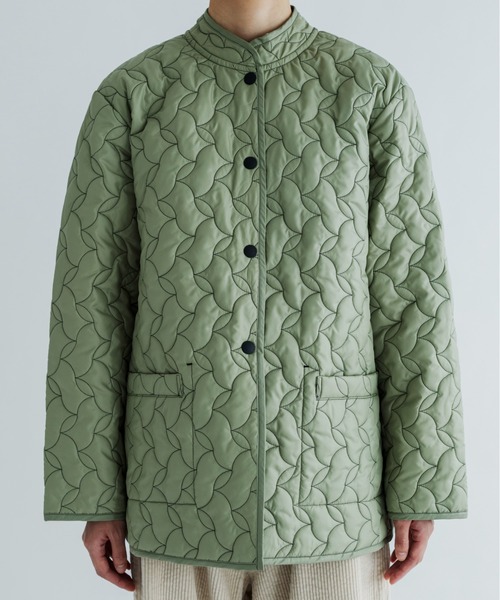 MEYAME(メヤメ)の「MEYAME/メヤメ リバーシブルキルトジャケット REVERSIBLE QUILTED JACKET MEY-2509(その他アウター・レディース・パープル/オリーブ・FREE)」の2枚目の写真