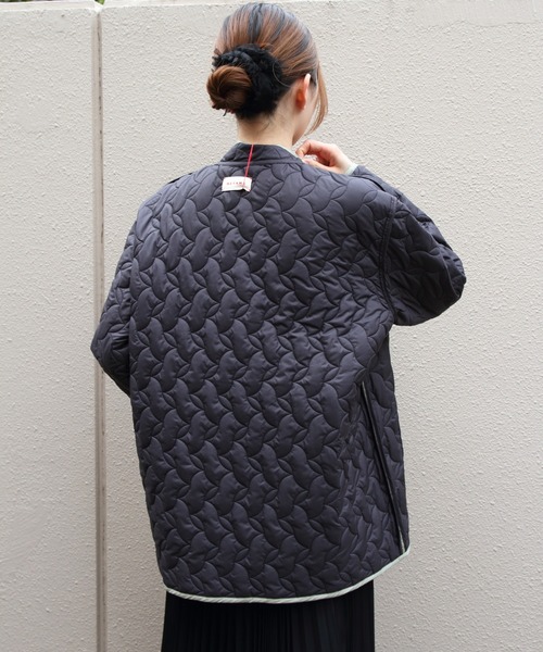 MEYAME(メヤメ)の「MEYAME/メヤメ リバーシブルキルトジャケット REVERSIBLE QUILTED JACKET MEY-2509(その他アウター・レディース・パープル/オリーブ・FREE)」の18枚目の写真