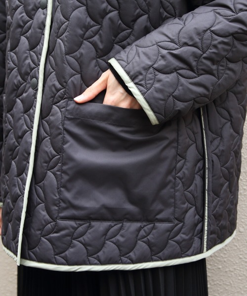MEYAME(メヤメ)の「MEYAME/メヤメ リバーシブルキルトジャケット REVERSIBLE QUILTED JACKET MEY-2509(その他アウター・レディース・パープル/オリーブ・FREE)」の5枚目の写真