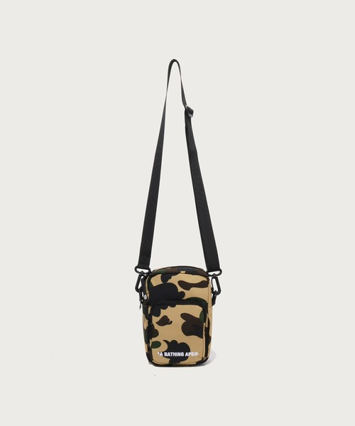 A BATHING APE(アベイシングエイプ)の「1ST CAMO MINI SHOULDER BAG(ショルダーバッグ・メンズ・イエロー/グリーン・FREE)」の2枚目の写真