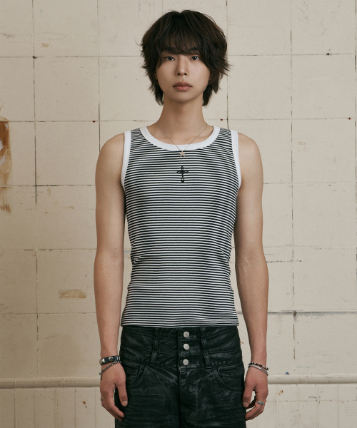 LANARCHIVE（ランアーカイブ）の「[0129] クロスストライプスリーブレス - ブラック/ホワイト（Tシャツ/カットソー・レディース・ブラック×ホワイト・FREE）」の2枚目の写真