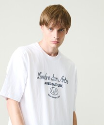 ABAHOUSE | SCENE GRAPHIC ロゴプリントTシャツ / リラックスフィット(Tシャツ/カットソー)