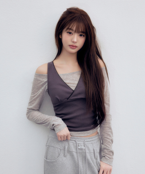ROLAROLA(ロラロラ)の「NUBASIC LAYERED SLEEVELESS SET GY+CH(Tシャツ/カットソー・レディース・グレー系その他・MEDIUM/SMALL)」の6枚目の写真