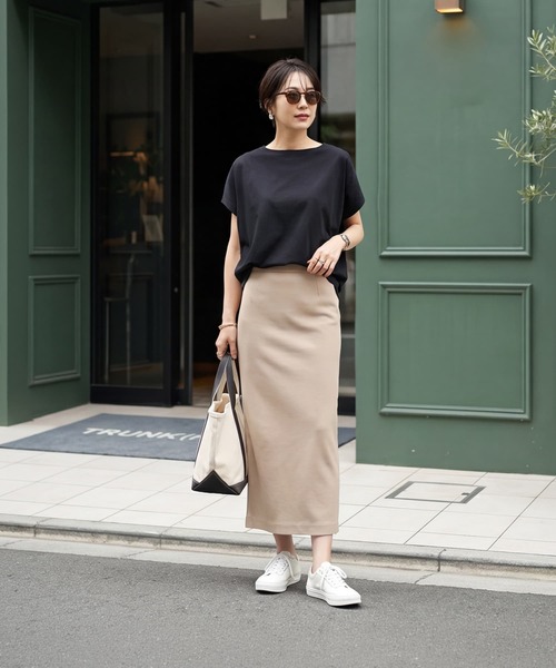 STYLE DELI(スタイルデリ)の「【DELI by】ゆる美シルエットドルマントップス(Tシャツ/カットソー・レディース・ブラック/ホワイト/ネイビー/ブラウン・M)」の13枚目の写真