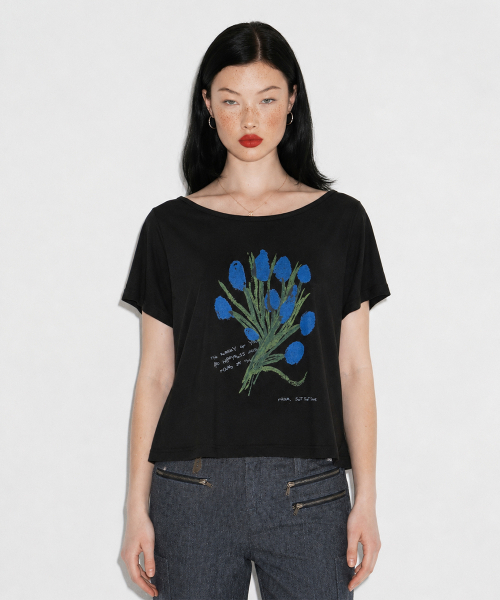 SETSETSET(セットセットセット)の「ブルーブルームフレアTシャツ(Tシャツ/カットソー・レディース・その他・ONE SIZE)」の2枚目の写真