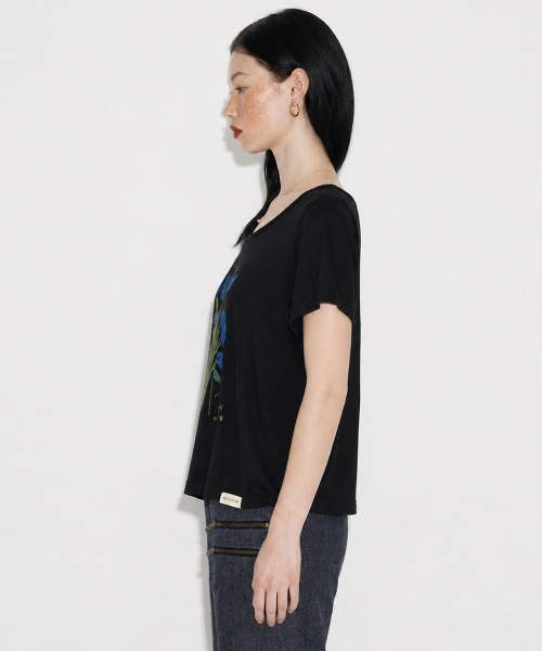 SETSETSET(セットセットセット)の「ブルーブルームフレアTシャツ(Tシャツ/カットソー・レディース・その他・ONE SIZE)」の4枚目の写真