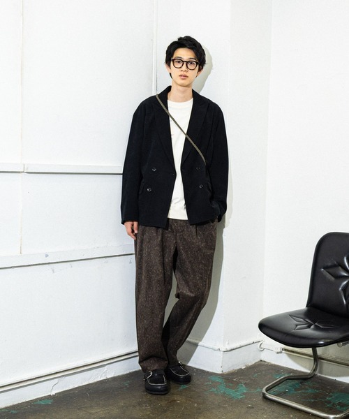niko and...（ニコアンド）の「イラスト刺繍裏毛プルオーバー（スウェット・メンズ・チャコール/オフホワイト/グリーン/マスタード・MEDIUM/LARGE）」の8枚目の写真
