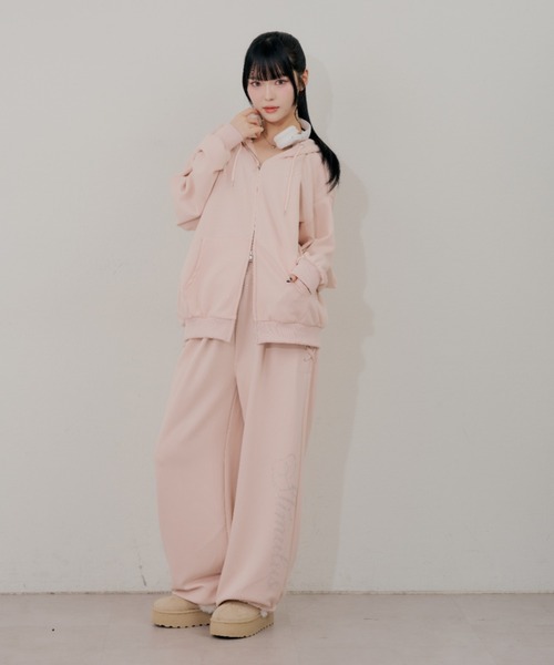 continuer de NICE CLAUP(コンティニューデナイスクラップ)の「【セットアップ】レースUPキラロゴスウェットパンツ(スウェットパンツ・レディース・トップグレー/ピンク/ブラック・FREE)」の18枚目の写真