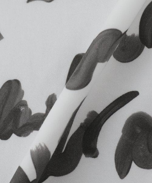 Spick & Span(スピックアンドスパン)の「《一部店舗+WEB限定》Glyph Typography Tee(Tシャツ/カットソー・レディース・ホワイト・FREE)」の6枚目の写真