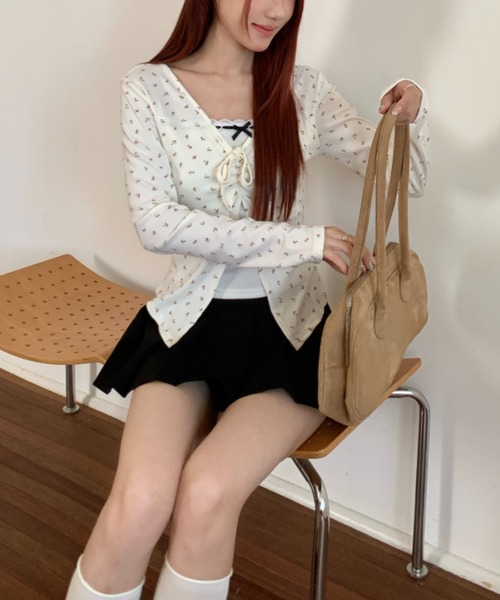 Achic(アシック)の「小花柄リボンレイヤード風トップス(Tシャツ/カットソー・レディース・グレー/アイボリー/ブラウン・M)」の15枚目の写真