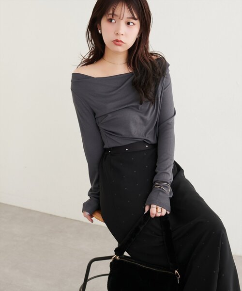 natural couture(ナチュラルクチュール)の「ドレープカットプルオーバー(Tシャツ/カットソー・レディース・チャコールグレー/ライトベージュ/ブラック/アイボリー/ブラウン・FREE)」の12枚目の写真