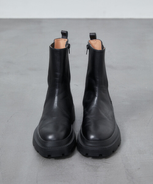 ATELIER BRUGGE(アトリエブルージュ)の「ATTELIER BRUGGE/アトリエブルージュ レザーサイドゴアタンクブーツ【限定展開】(ブーツ・レディース・ブラック・SMALL/MEDIUM/LARGE)」の3枚目の写真