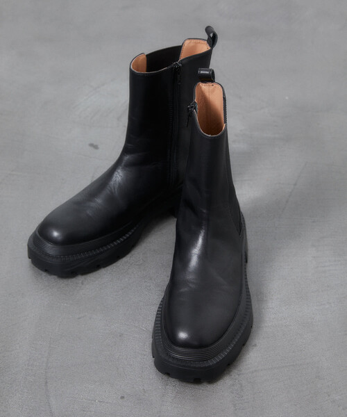 ATELIER BRUGGE(アトリエブルージュ)の「ATTELIER BRUGGE/アトリエブルージュ レザーサイドゴアタンクブーツ【限定展開】(ブーツ・レディース・ブラック・SMALL/MEDIUM/LARGE)」の15枚目の写真
