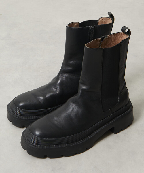 ATELIER BRUGGE(アトリエブルージュ)の「ATTELIER BRUGGE/アトリエブルージュ レザーサイドゴアタンクブーツ【限定展開】(ブーツ・レディース・ブラック・SMALL/MEDIUM/LARGE)」の20枚目の写真