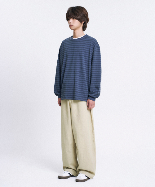 MOOVN(ムブン)の「エッセンシャル ピグメント ストライプ ロングスリーブ Tシャツ ネイビー(Tシャツ/カットソー・レディース・その他・SMALL/MEDIUM/LARGE)」の3枚目の写真