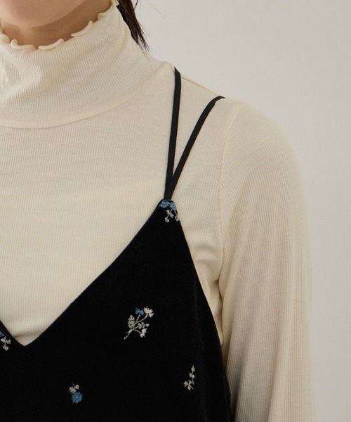 VIS(ビス)の「前後2WAYカラー刺繍ベロアキャミワンピース(ワンピース・レディース・ブラック系その他/ブラウン系その他2・FREE)」の7枚目の写真