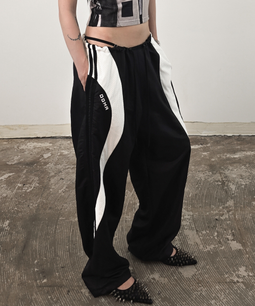 DOGMA EHKS(ドグマ エックス)の「ORCA TRACK PANTS BLACK(スウェットパンツ・レディース・その他・SMALL/MEDIUM)」の1枚目の写真