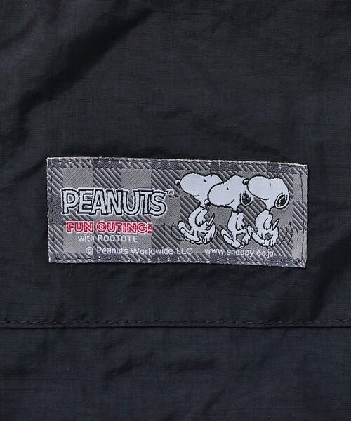 PEANUTS(ピーナッツ)の「【ROOTOTE / ルートート】RS mid Peanuts-1O / ルーショッパー 折りたたみ マチ広 ナイロン スヌーピー(ショルダーバッグ・メンズ・ブラック/カーキ/ブルー/グレイッシュベージュ・フリー)」の19枚目の写真