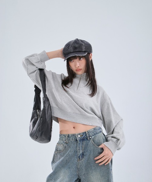 QUEEN SHOP（クイーンショップ）の「ハーフジップ微起毛ショートスウェット（スウェット・レディース・ホワイト/ダークグレー/グレー・FREE）」の11枚目の写真