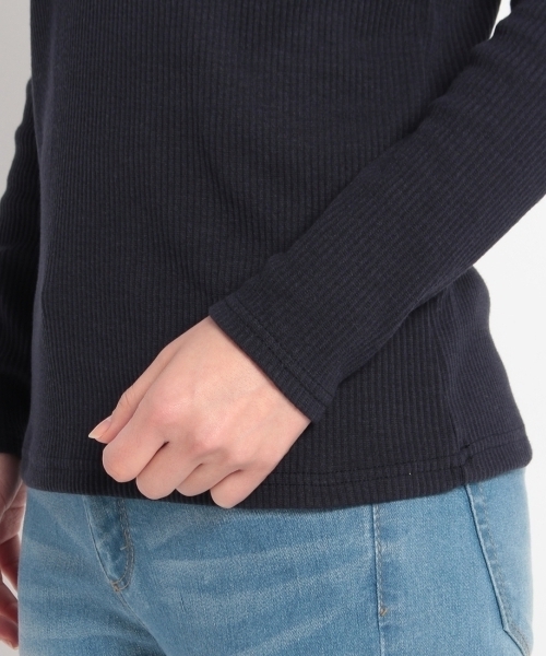 HusHusH(ハッシュアッシュ)の「スパンテレコモックネックニット(Tシャツ/カットソー・レディース・ホワイト/グレー/ブルー・03/02)」の9枚目の写真