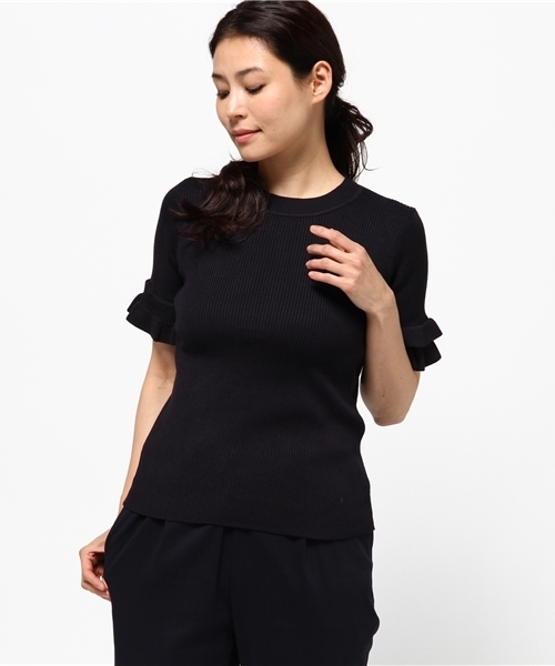 Pierrot(ピエロ)の「フリル袖 リブニット(ニット/セーター・レディース・ベージュ/ネイビー/オフホワイト/杢グレー/ブラック/ボルドー/グリーン/ライトピンク/イエロー・L/M)」の13枚目の写真