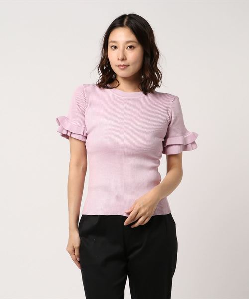 Pierrot(ピエロ)の「フリル袖 リブニット(ニット/セーター・レディース・ベージュ/ネイビー/オフホワイト/杢グレー/ブラック/ボルドー/グリーン/ライトピンク/イエロー・L/M)」の1枚目の写真