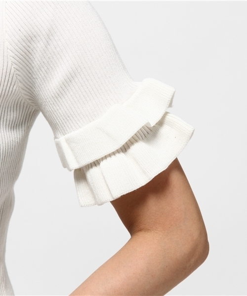 Pierrot(ピエロ)の「フリル袖 リブニット(ニット/セーター・レディース・ベージュ/ネイビー/オフホワイト/杢グレー/ブラック/ボルドー/グリーン/ライトピンク/イエロー・L/M)」の19枚目の写真