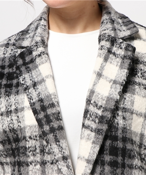 VENCEEXCHANGE（ヴァンスエクスチェンジ）の「シャギーチェックチェスターコート               （チェスターコート・レディース・ホワイト・LARGE/MEDIUM）」の5枚目の写真