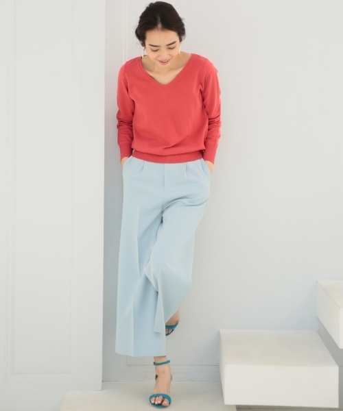 A part by（アパートバイ）の「【WEB限定カラー】12GAcCo VネックPO 744573 （ニット/セーター・レディース・グレー/ブルー/コーラルピンク/レッド/ベージュ/オレンジ/ブラック/クリアグリーン/ホワイト/ピンク・LARGE/MEDIUM）」の20枚目の写真