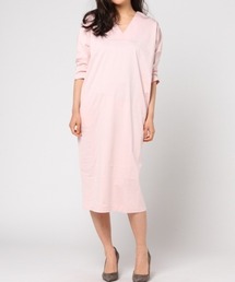 M0654 Vネックロングカットワンピ