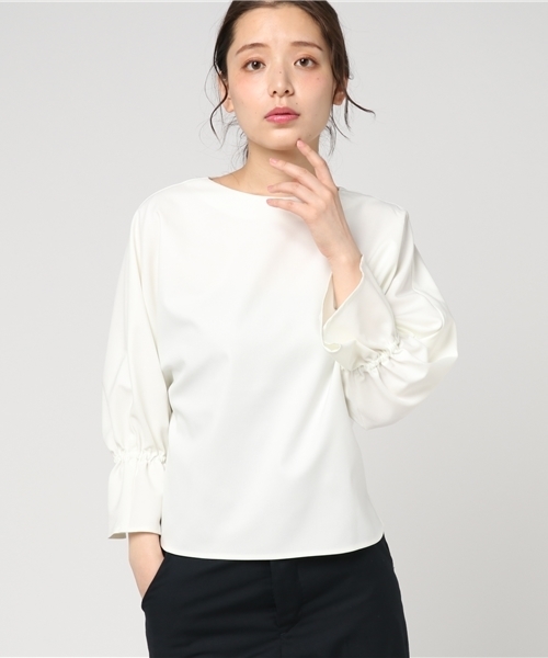 N.（N. Natural Beauty Basic）（エヌエヌナチュラルビューティーベーシック）の「リネコリラックスシリーズブラウス（シャツ/ブラウス・レディース・ホワイト/ブルー/ベージュ/ネイビー・MEDIUM）」の2枚目の写真