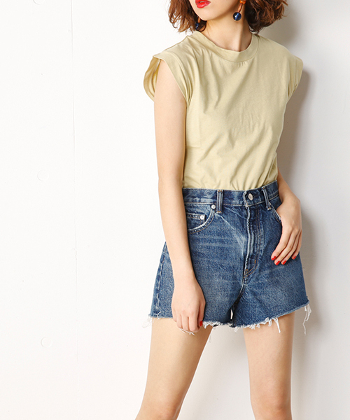 SLY（スライ）の「SUMMER BASIC T/T（タンクトップ・レディース・ブラウン/ブラック/ベージュ/オフホワイト・FREE）」の4枚目の写真