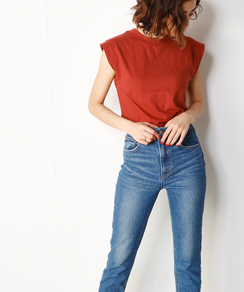 SLY（スライ）の「SUMMER BASIC T/T（タンクトップ・レディース・ブラウン/ブラック/ベージュ/オフホワイト・FREE）」の3枚目の写真