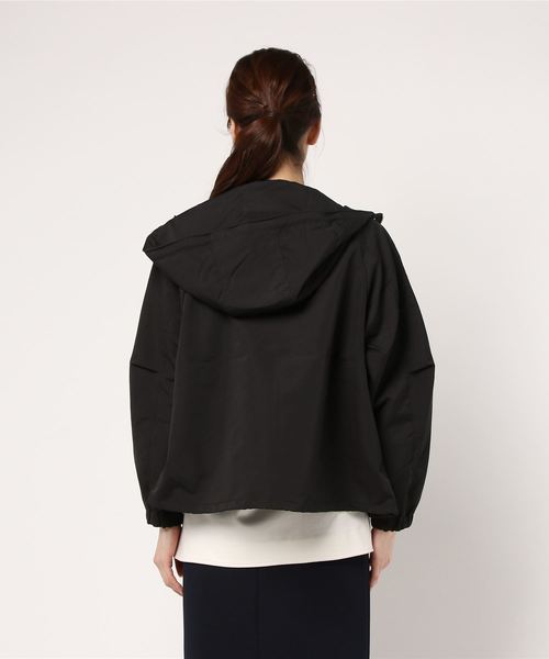 Right-on(ライトオン)の「【BACK NUMBER】マウンテンパーカー(マウンテンパーカー・レディース・レッド/ベージュ/ブラック・フリー)」の4枚目の写真
