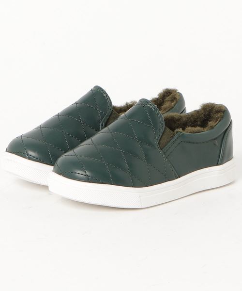 SESTO（セスト）の「ママとお揃い！内側全面ボアであたたかく、サイドゴムでお子様一人でも脱ぎ履きしやすい！！キルティングデザインのスリッポンスニーカー/キッズスニーカー（スニーカー・キッズ・グレー/パープル/ホワイト/ブラック×ブラック/ブラック×ホワイト/グレイッシュベージュ/グリーン・16.0cm/17.0cm/18.0cm/19.0cm/20.0cm/15.0cm）」の22枚目の写真