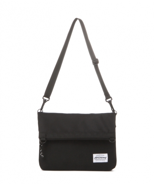 GLOBAL WORK(グローバルワーク)の「2WAYショルダーサコッシュ/802923(ショルダーバッグ・メンズ・ブラック/オフホワイト/カーキ/レッド/ネイビー・FREE)」の3枚目の写真