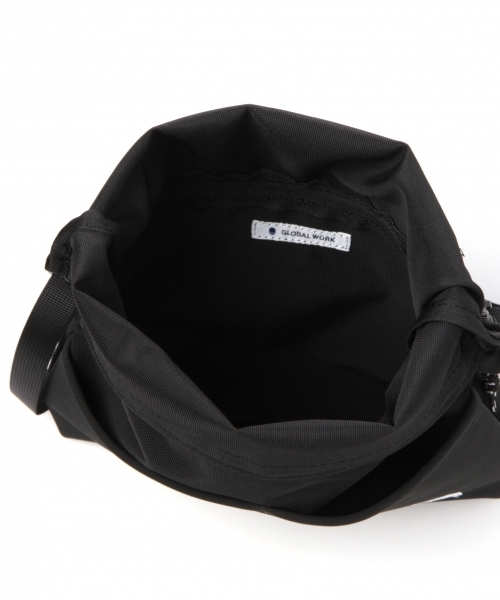GLOBAL WORK(グローバルワーク)の「2WAYショルダーサコッシュ/802923(ショルダーバッグ・メンズ・ブラック/オフホワイト/カーキ/レッド/ネイビー・FREE)」の14枚目の写真
