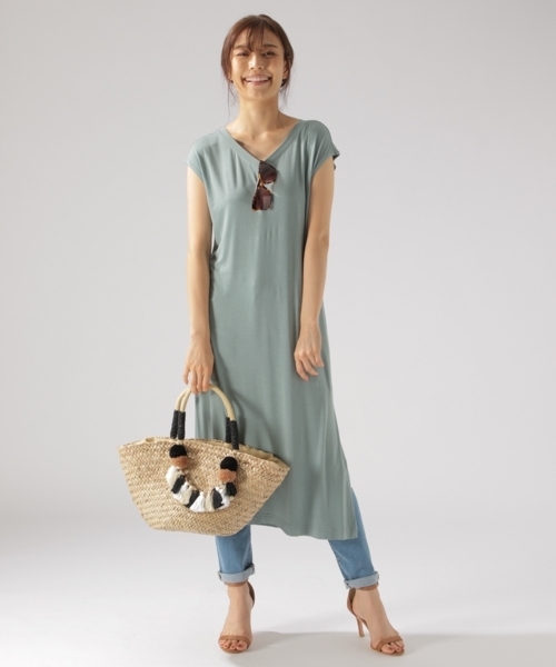 BAYFLOW（ベイフロー）の「GOOD PRICE／バックレースアップロングプルオーバー（Tシャツ/カットソー・レディース・ブラック/マスタード/オフホワイト/チェック・SMALL/MEDIUM）」の4枚目の写真