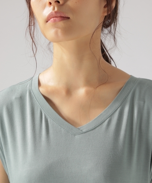 BAYFLOW（ベイフロー）の「GOOD PRICE／バックレースアップロングプルオーバー（Tシャツ/カットソー・レディース・ブラック/マスタード/オフホワイト/チェック・SMALL/MEDIUM）」の9枚目の写真