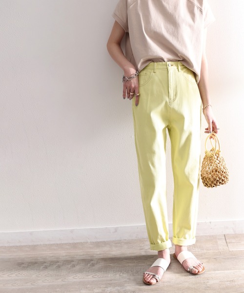 classicalelf(クラシカルエルフ)の「ゆるっと穿くルーズバルーンのテーパードパンツ(デニムパンツ・レディース・ブルー系その他/ブルー系その他2/カーキ/ブラック/ベージュ/ホワイト/ナチュラル/グリーン/ライトグレー/ブラウン/イエロー/ピンク/グレイッシュベージュ・SMALL/MEDIUM/LARGE/XX-LARGE/X-LARGE/XXX-LARGE/XXXX-LARGE)」の18枚目の写真