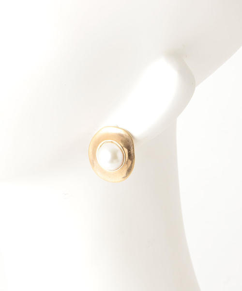 green label relaxing（グリーンレーベルリラクシング）の「KFC FKPLメタルフレーム/イヤリング ◆（イヤリング・レディース・ゴールド・FREE）」の2枚目の写真