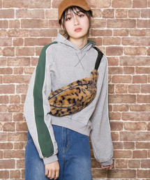 【Jewelobe/ ジュエローブ】フェイクファー ボディバッグ